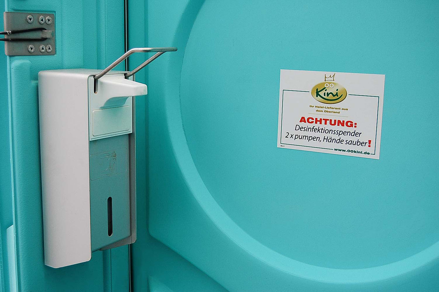 WC-Kabine-Standard-Mondo-seifenspender-robust-dixi-klo-mieten-gewerbliche-private-Baustelleneinrichtungen-bayern-oberland