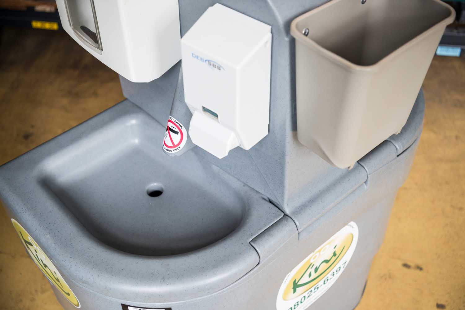 Handwaschbecken-zum-mieten-wave-macro-kini-bayern-oberland